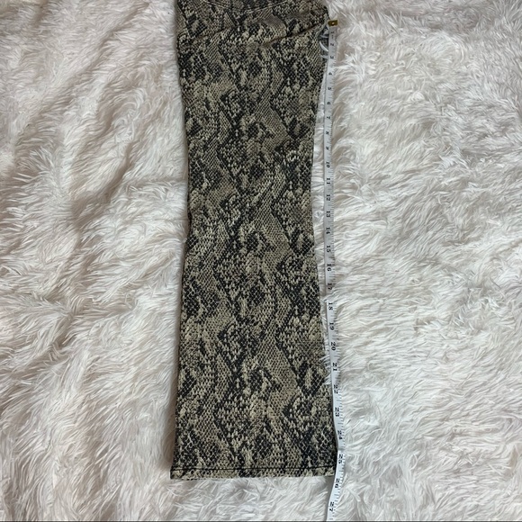 Veronica Beard Carolyn Pants - Picture 10 of 11